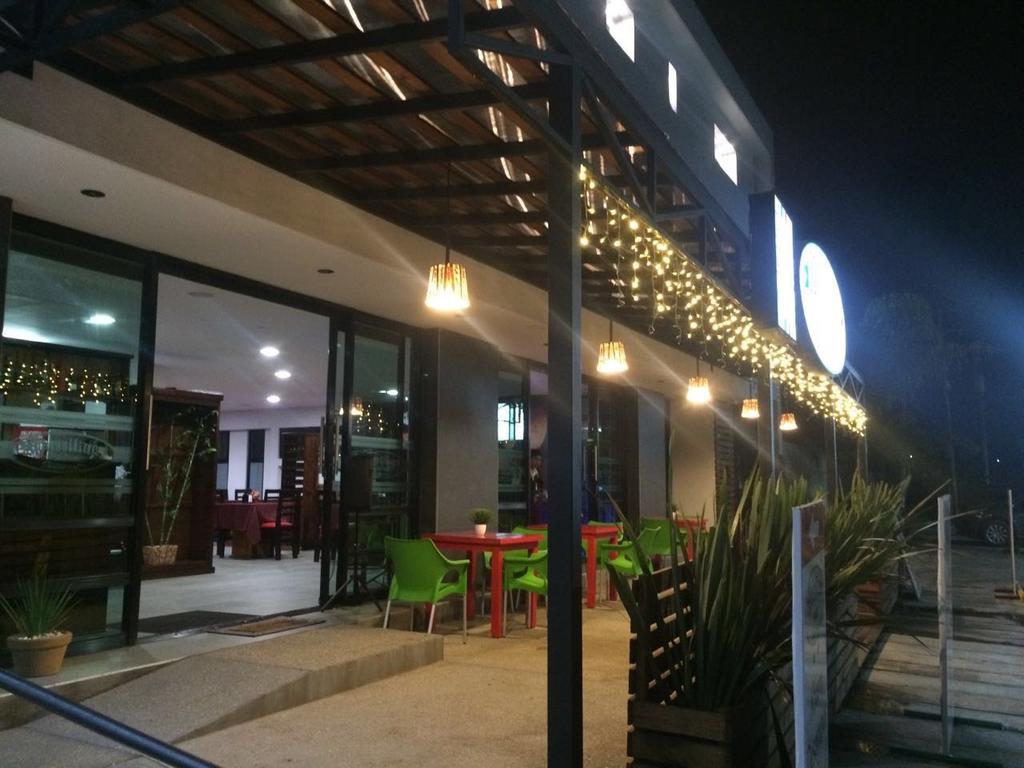 Maria Ines Hotel Suite San Agustin de las Juntas Exterior photo