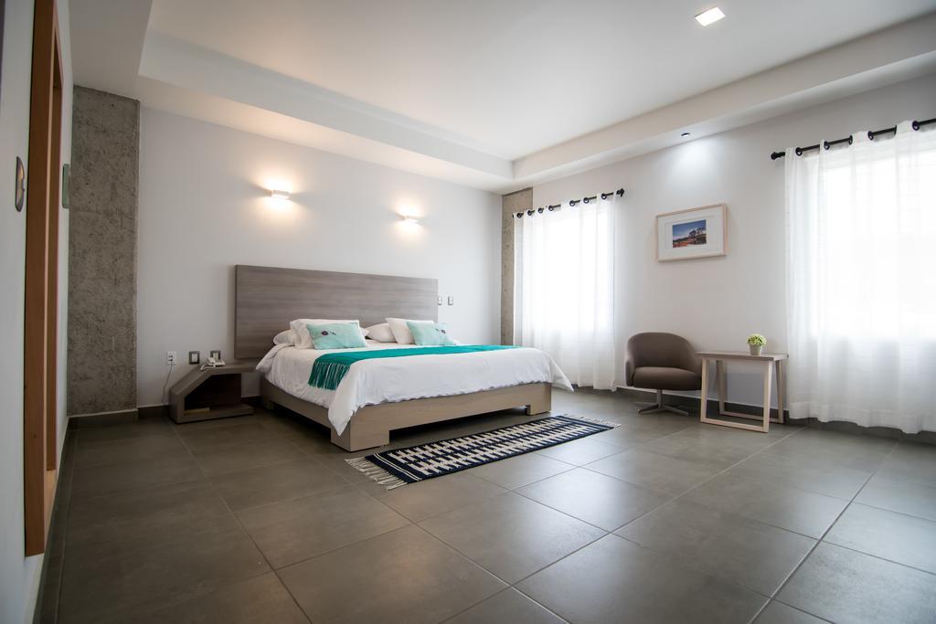 Maria Ines Hotel Suite San Agustin de las Juntas Exterior photo